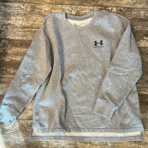 UA oversized fleece pullover
